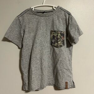 Deux par deux toddler 4 grey animal pocket short sleeve shirt